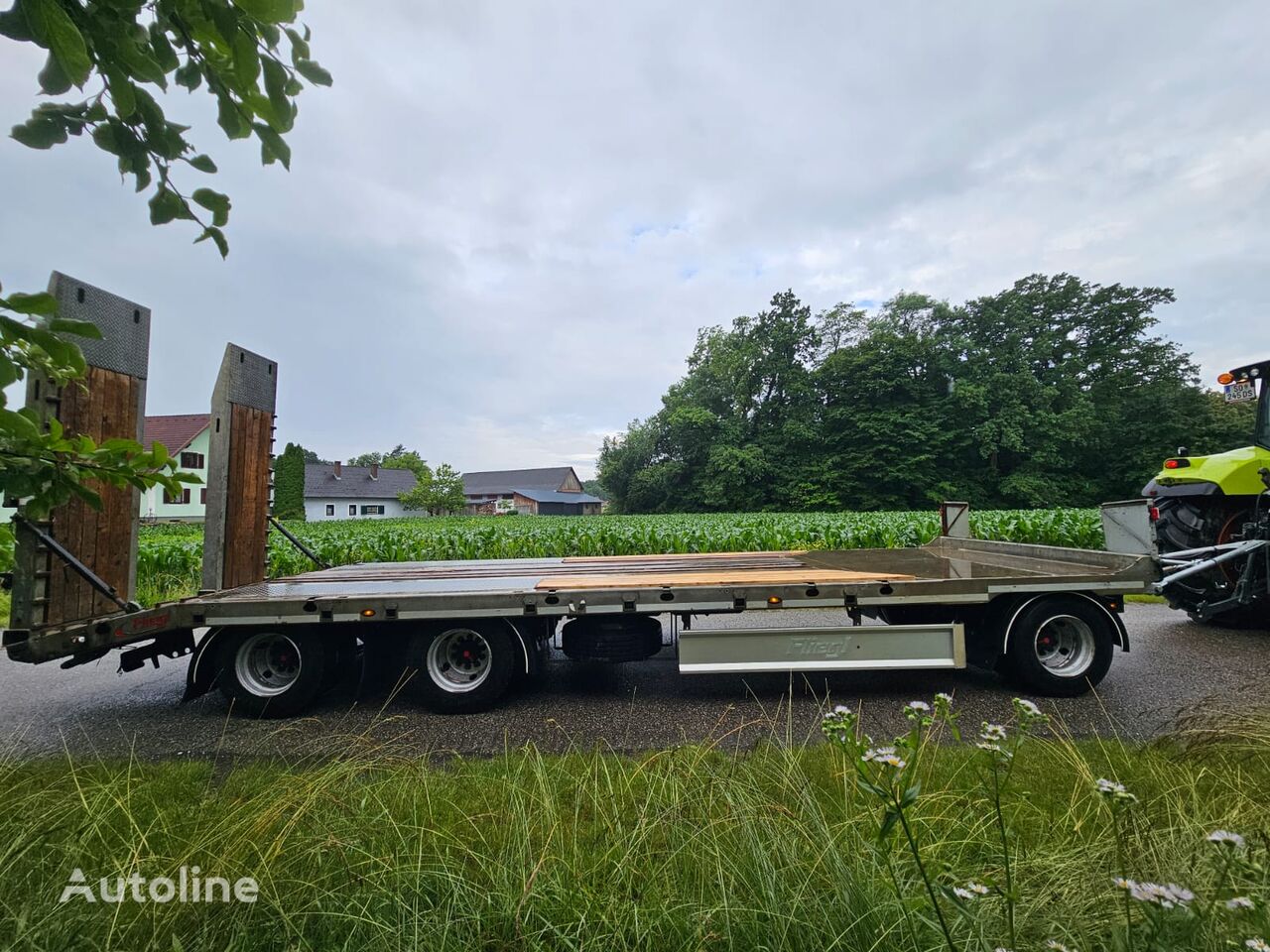 Fliegl DTS 300 P low loader trailer