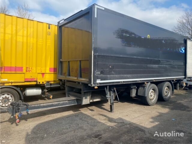 Miller Getränken low loader trailer