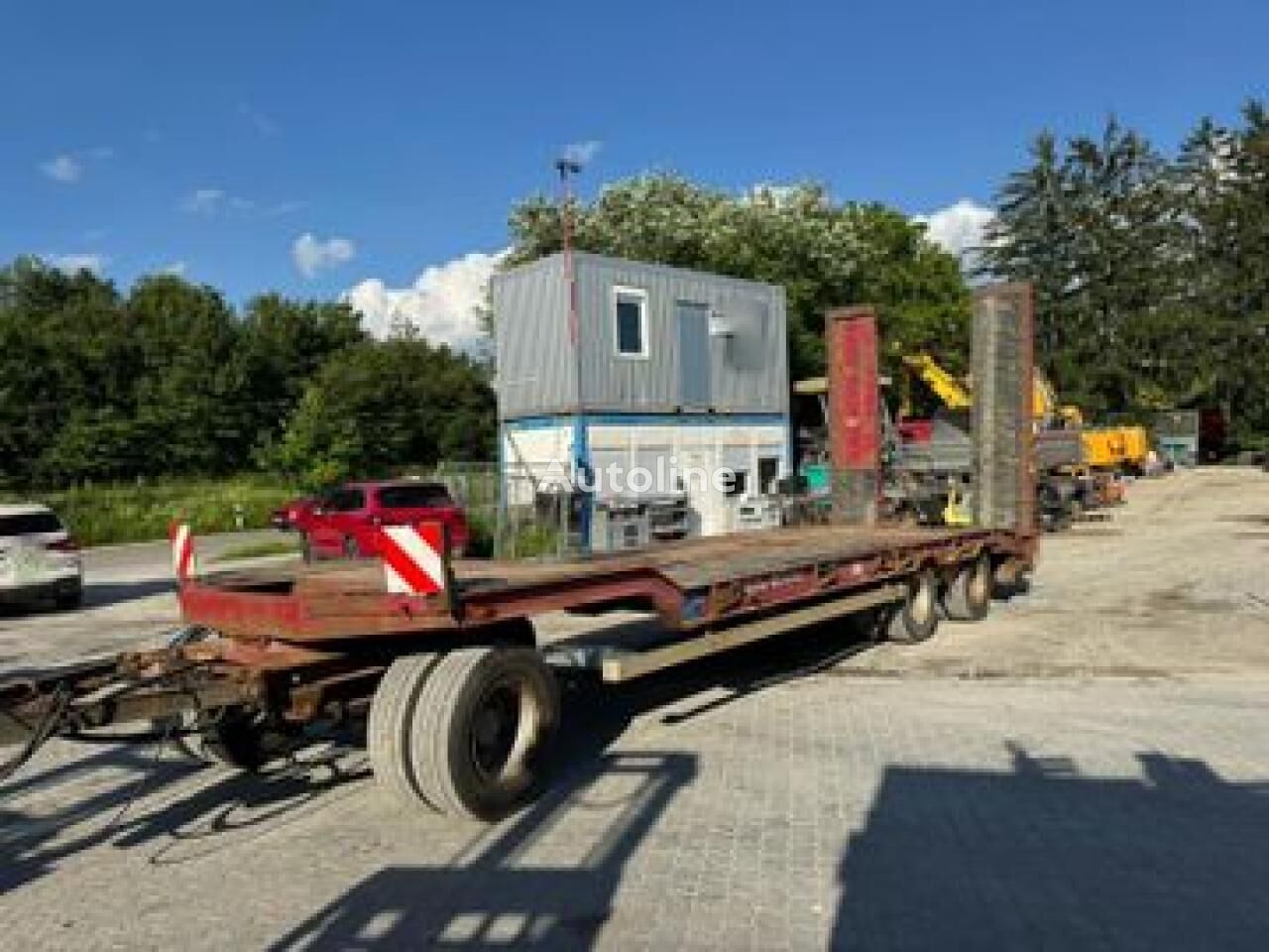 Müller-Mitteltal T3 low loader trailer