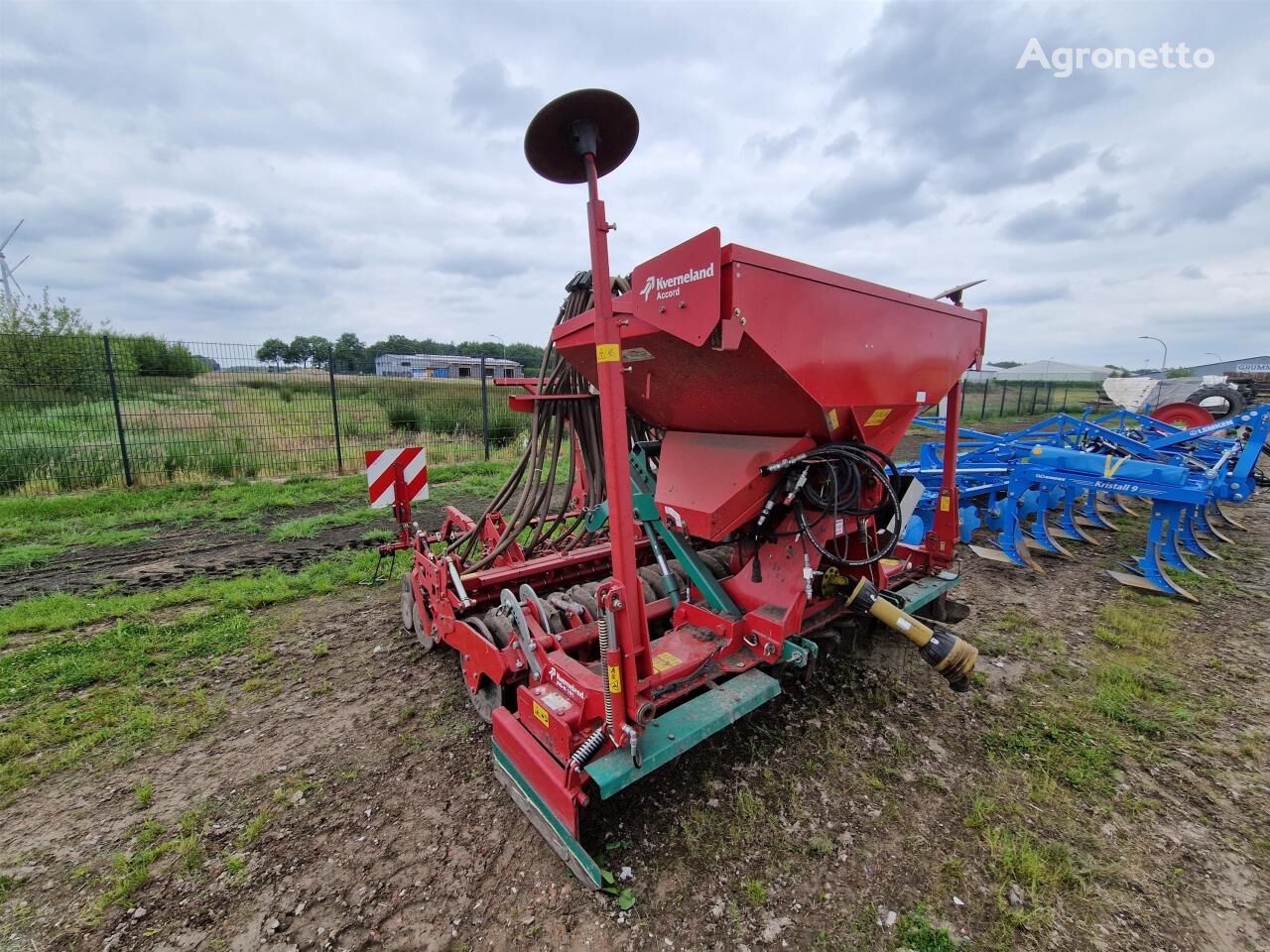 Accord i-Drill PRO manual seed drill