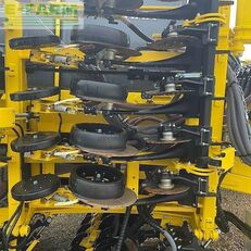 بيع ماكينة بذر البذور اليدوية Bednar directo no 6000 - صورة 5 | Agroline IQ ماكينة بذر البذور اليدوية Bednar directo no 6000 | صورة 5 - Agroline