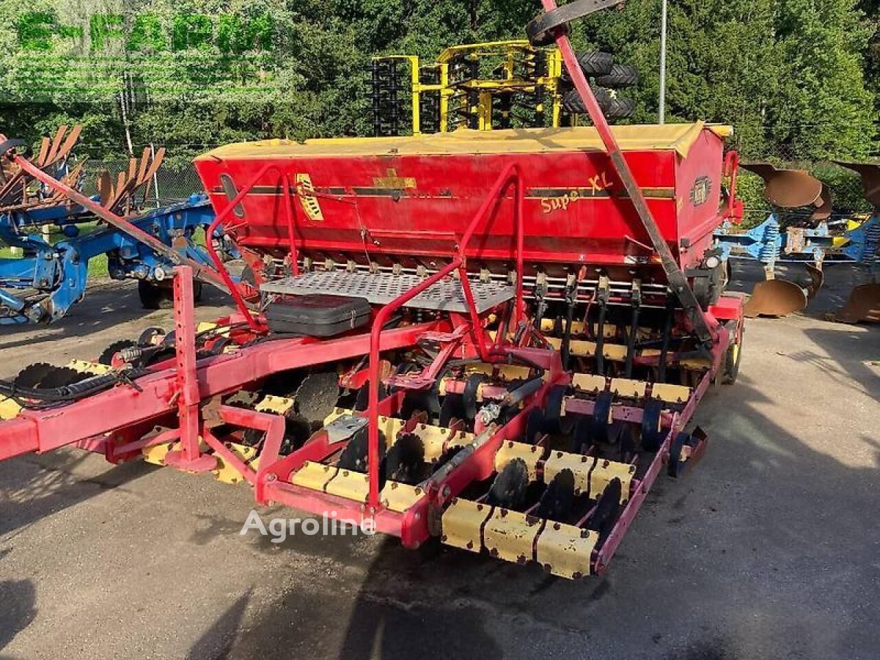 Semoir manuel Väderstad rapid 400c - Agroline