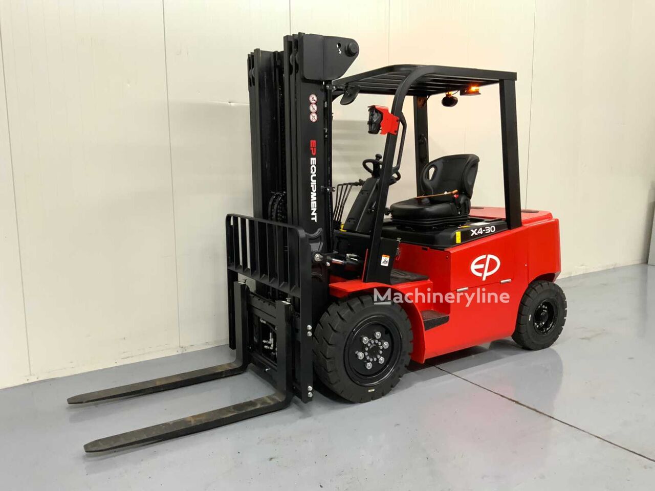 EP X4-30 diesel heftruck - Machineryline