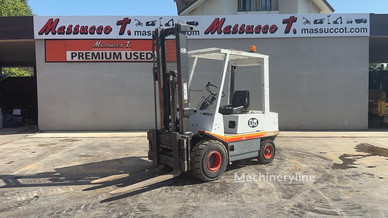Dieselový vysokozdvižný vozík Fiat OM DI30C - Machineryline