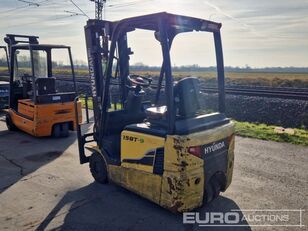 chariot &eacute;l&eacute;vateur diesel Hyundai 15BT-9E