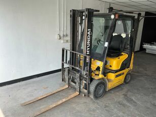 дизельный погрузчик Hyundai 20DA-7E