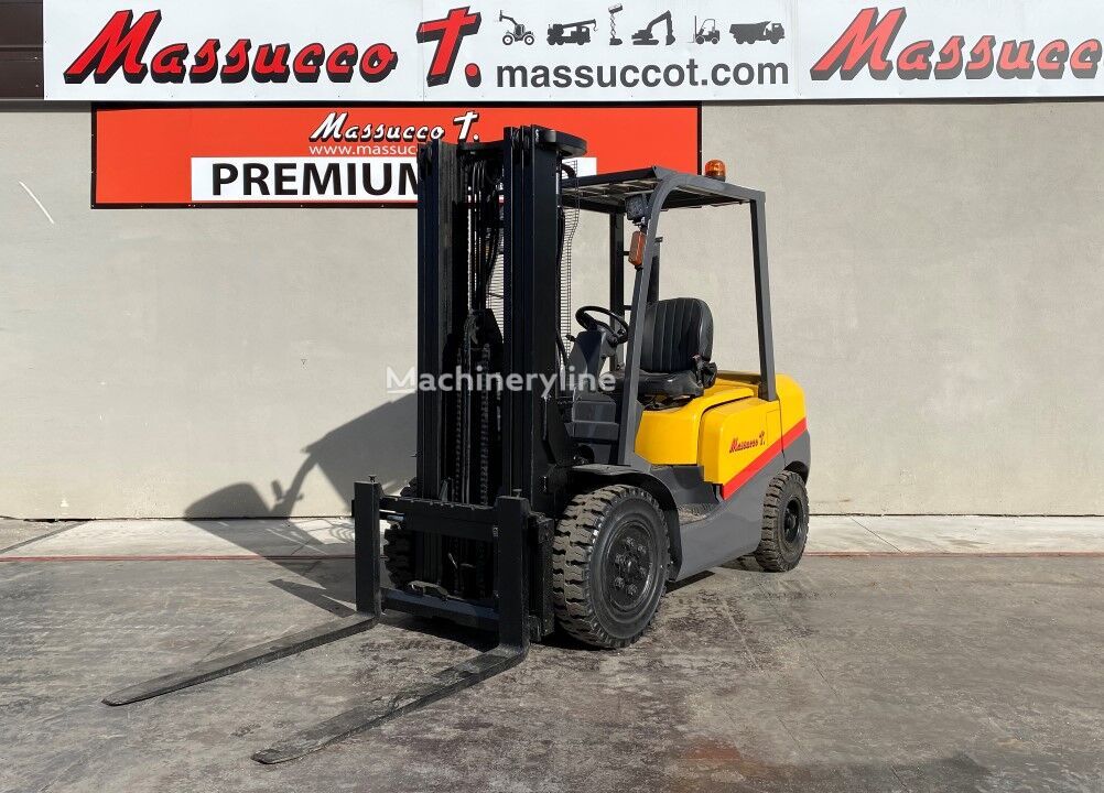 TCM FHD30T3 diesel heftruck te koop | Machineryline NL TCM FHD30T3 diesel heftruck - Machineryline