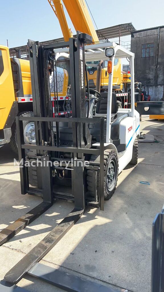 TCM TCM FD30 FOR SALE carretilla diésel - Machineryline