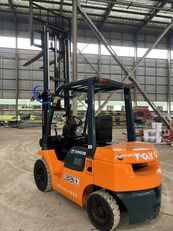 chariot élévateur diesel Toyota 62-7FD30