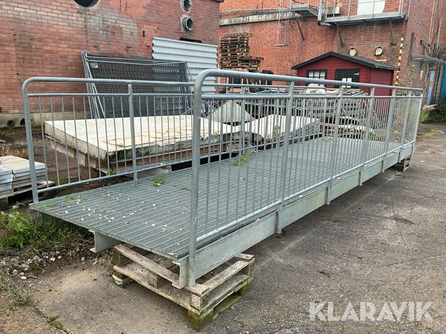 Rampa de egalizare 6,7meter de vânzare | Machineryline RO Rampa de egalizare 6,7meter - Machineryline