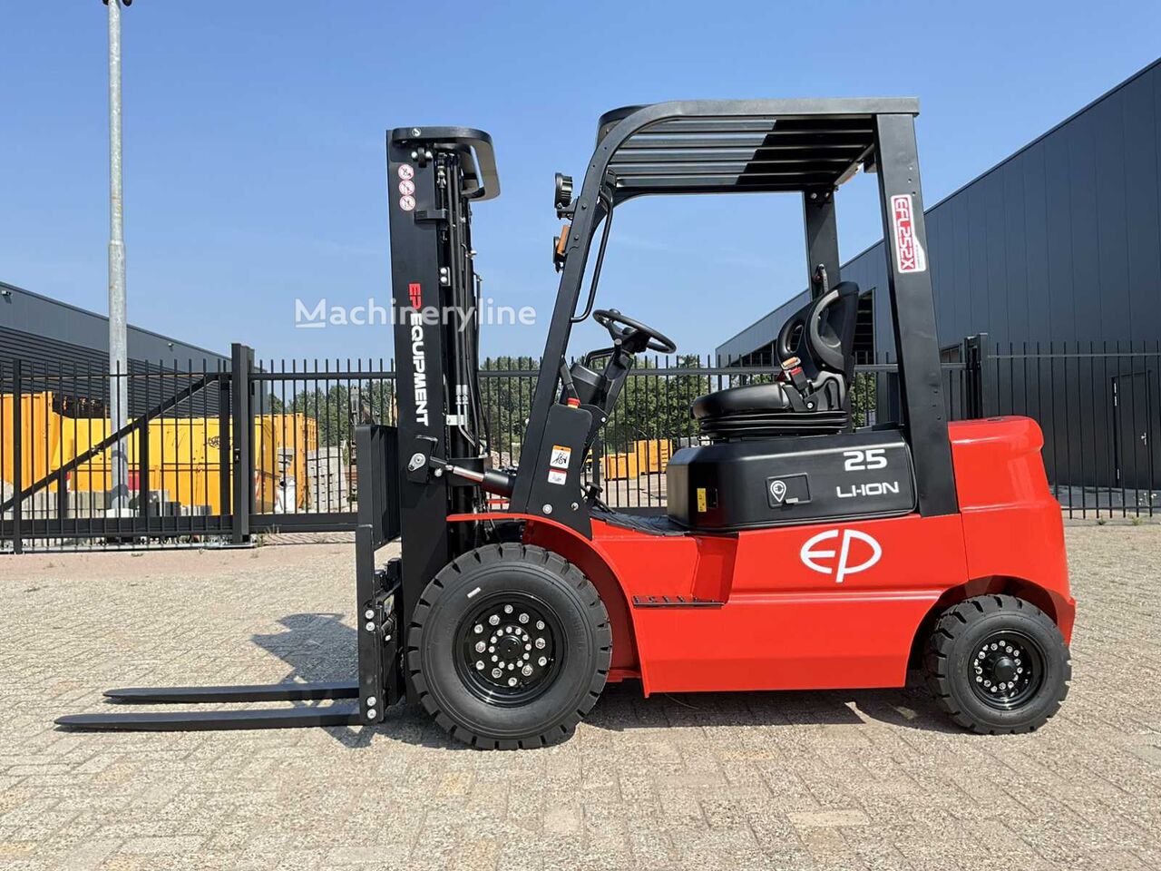 Forklift elektrik EP EFL 252 XS - Machineryline