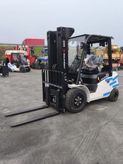 new EP Equipment EFL303 electric forklift