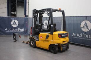 Jungheinrich EFG-Vac25 electric forklift
