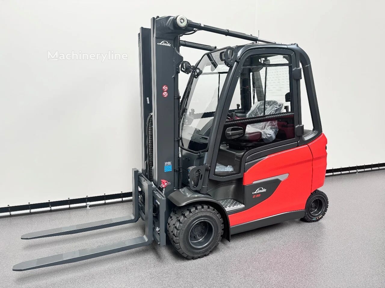 Купить электропогрузчик Linde 1252 E 35 HL-01 | Machineryline KG Новый электропогрузчик Linde 1252 E 35 HL-01 - Machineryline