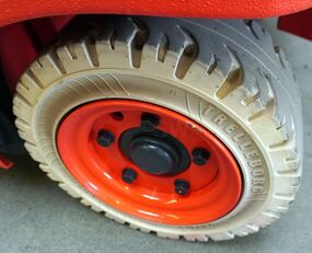 Linde E 16 P EVO 386-02 Elektro-Gabelstapler kaufen - Bild 9 | Machineryline DE Linde E 16 P EVO 386-02 Elektro-Gabelstapler | Bild 9 - Machineryline