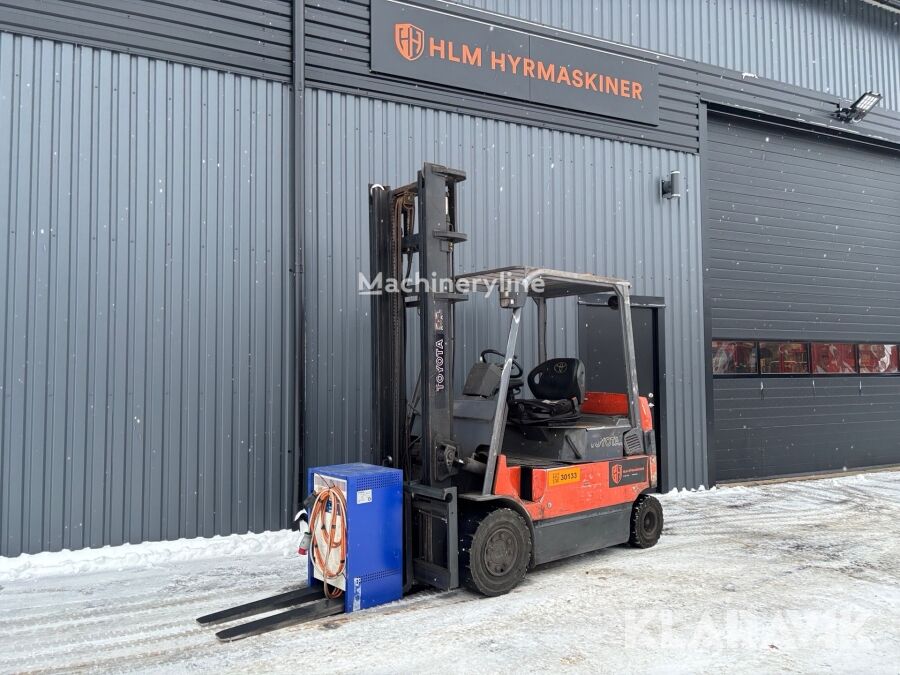Электропогрузчик Toyota 7FBMF30 - Machineryline