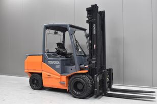 Toyota 8FBMHT85 electric forklift