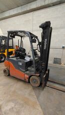 chariot élévateur électrique Toyota 8FBMT16