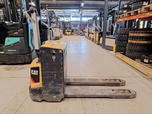 Caterpillar NPP20N2 transpaleta el&eacute;ctrica