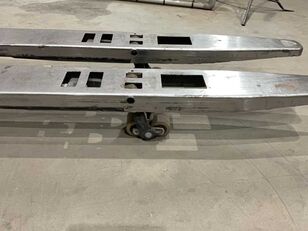 Crown CPC 3020 electric pallet truck for sale - Image 6 | Machineryline ZA Crown CPC 3020 electric pallet truck | Image 6 - Machineryline