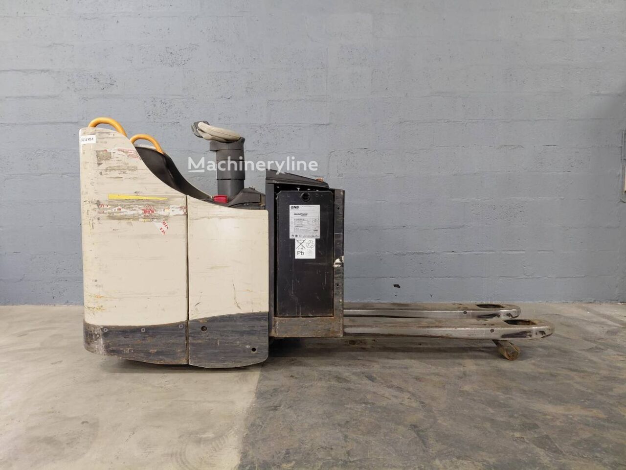Купить электротележку Crown WT3040 2.00 | Machineryline KG Электротележка Crown WT3040 2.00 - Machineryline