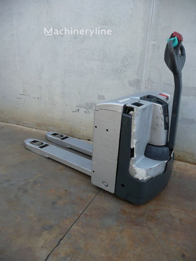 Venta de Jungheinrich EJE 120 transpaleta eléctrica | Machineryline AR Jungheinrich EJE 120 transpaleta eléctrica - Machineryline