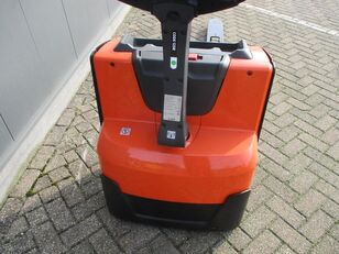 Toyota LWE200 elektromos raklapemelő