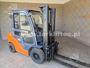 Toyota 8FGF25 vilju&scaron;kar na gas