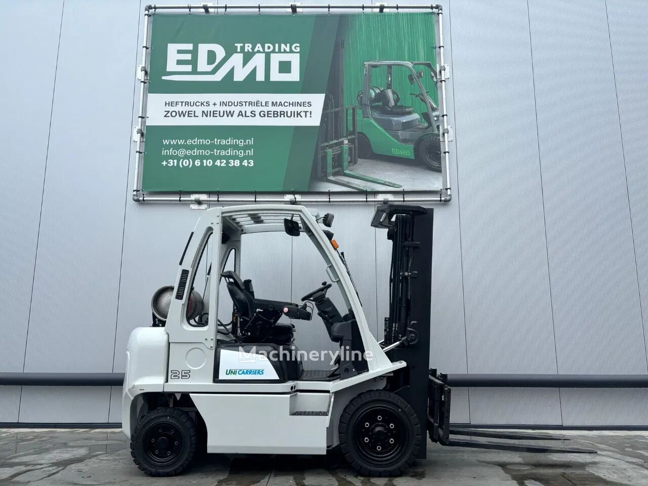 رافعة شوكية تعمل بالغاز UniCarriers 2.5 Heftruck - Machineryline