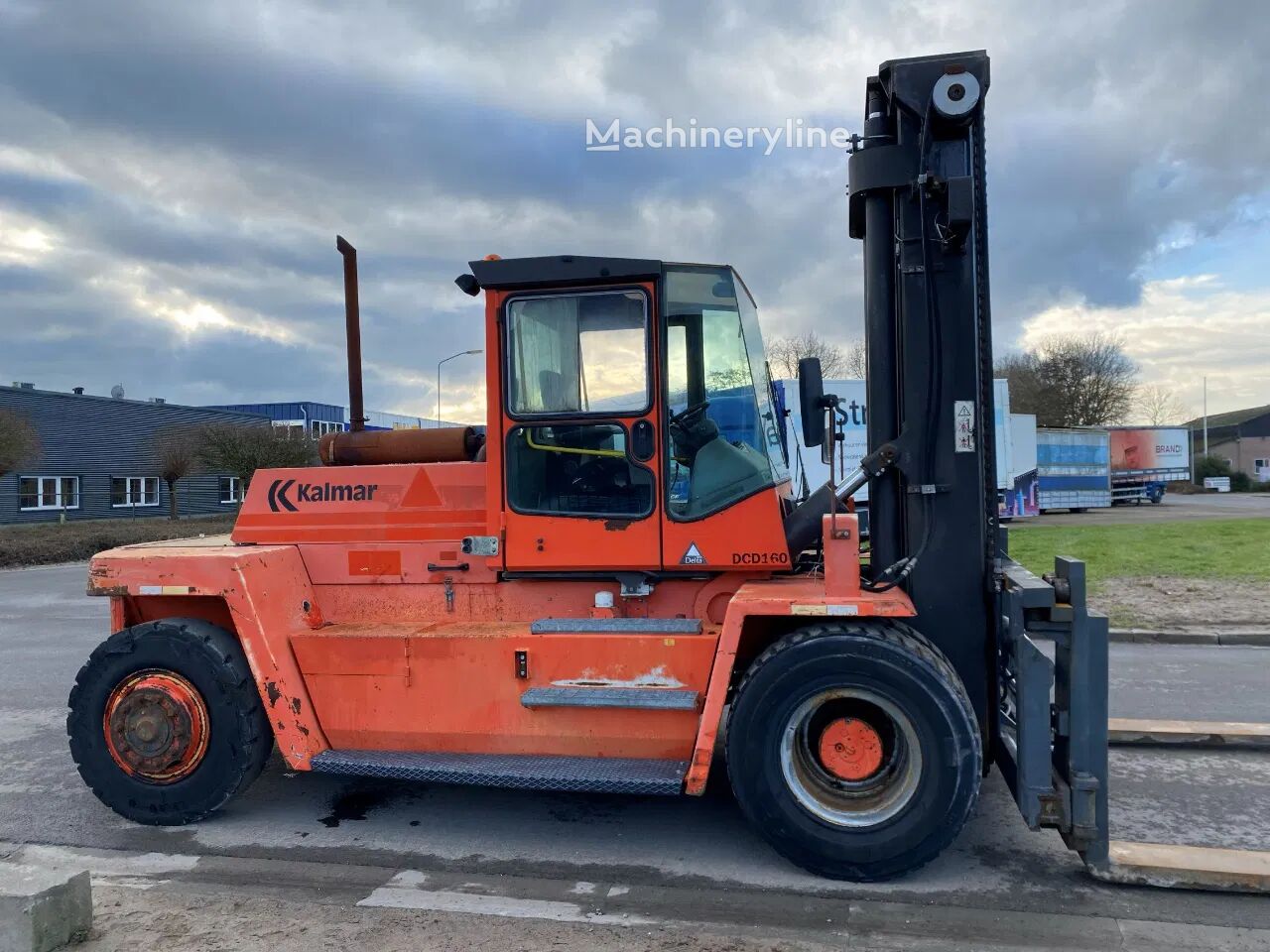 Kalmar DCD160-6 high capacity forklift - Machineryline