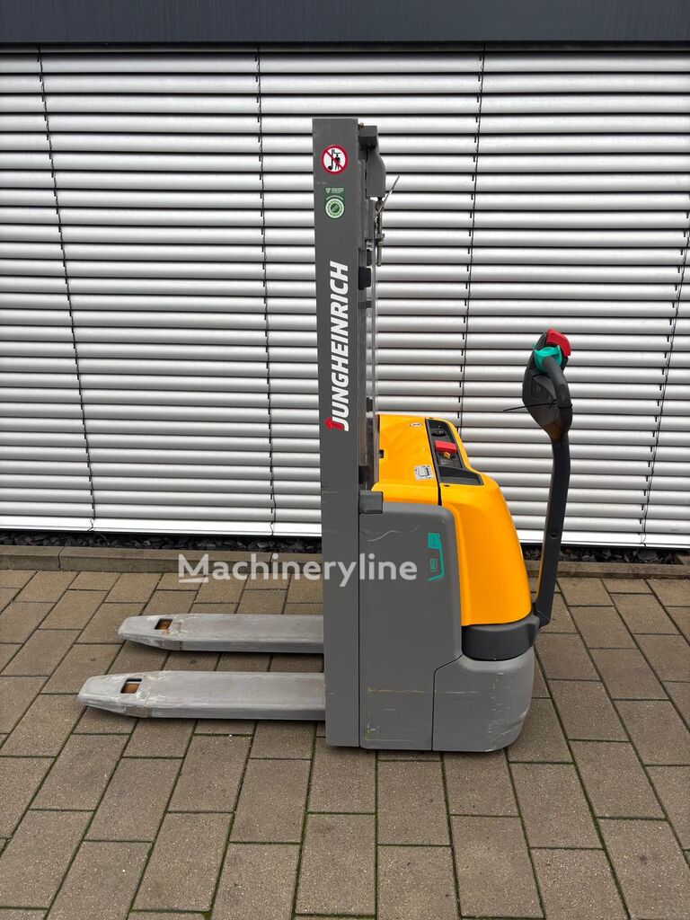 شاحنة بالات ذات رافعة عالية Jungheinrich EJC 110 Lithium - nur 129 Stunden Einbauladegerät - Machineryline