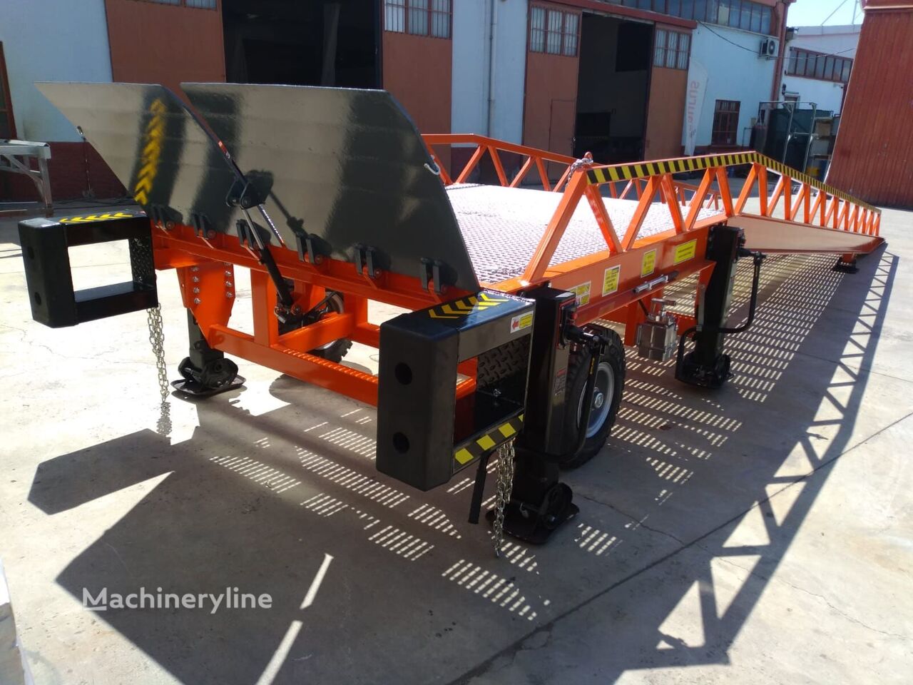 Saurus PYR15-TW mobile ramp for sale | Machineryline SG New Saurus PYR15-TW mobile ramp - Machineryline