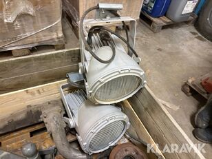 رف المنصة النقالة Blandpall med industrilampor, kabelvinda och motorv&auml;rmare