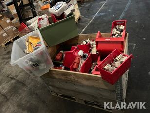 паллетный стеллаж Handskar & knivs&auml;kringar 63, 32, 16A