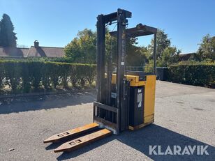 Atlet X/160TFVHSN360 pallet stacker
