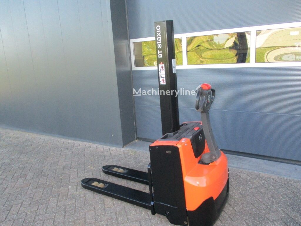 BT SWE 080L pallet stacker for sale | Machineryline  BT SWE 080L pallet stacker - Machineryline