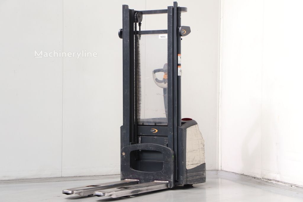 Crown WF 3000-1.2 TL paletni viljuškar - Machineryline