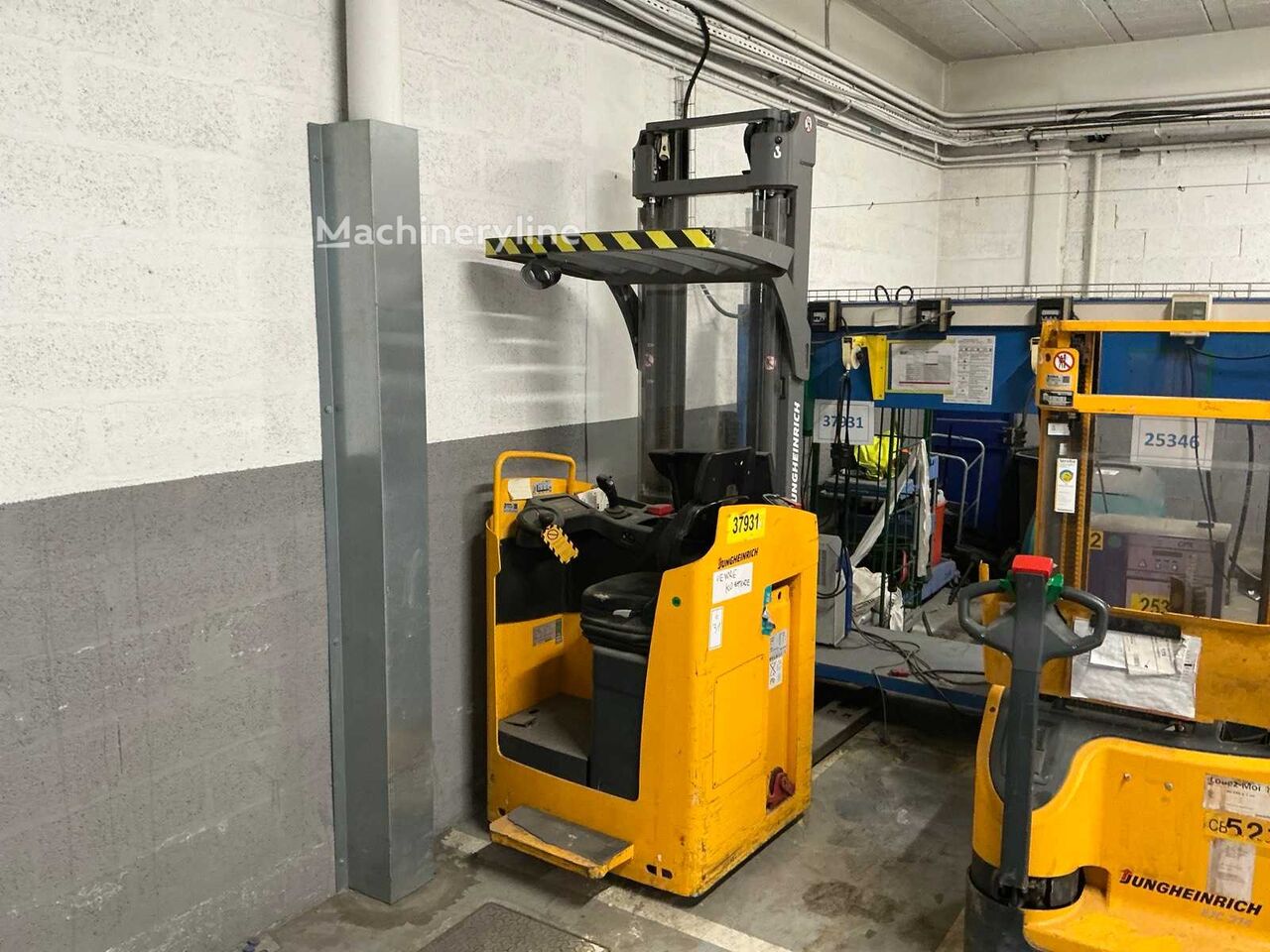 Gerbeur Jungheinrich ESC 316z - Machineryline