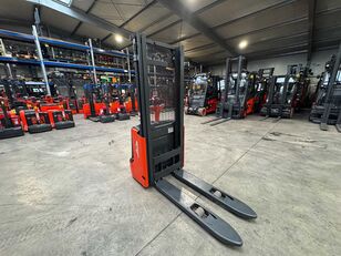 托盘堆垛机 Linde L10