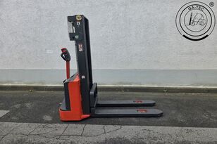 Linde ML 10 pallet stacker for sale - Image 5 | Machineryline AZ Linde ML 10 pallet stacker | Image 5 - Machineryline