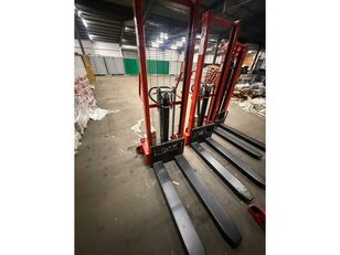 Nobelift ESFH1016 pallet stacker