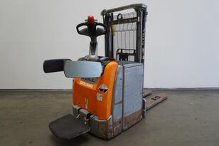 Still EXV-SF 14i pallet stacker