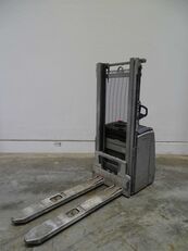 Still EXV16/1600MM pallet stacker