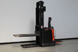 مرفاع شوكي Toyota SPE160