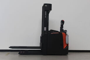 Toyota SPE160L paletni viličar