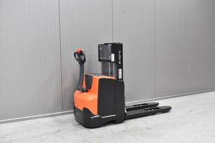 Купить штабелер Toyota SWE 120 - Изображение 5 | Machineryline LT Штабелер Toyota SWE 120 | Изображение 5 - Machineryline