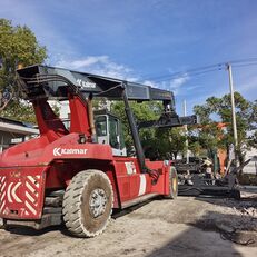 Kalmar DRF450 reach stacker