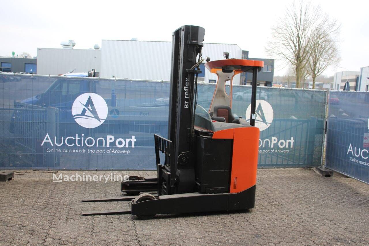 Chariot rétractable BT RRE 200 - Machineryline