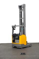 carrello elevatore retrattile Jungheinrich ETV 318