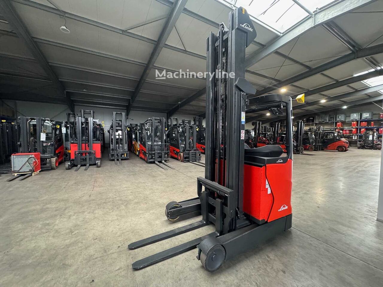 شاحنة الوصول Linde R16 - Machineryline